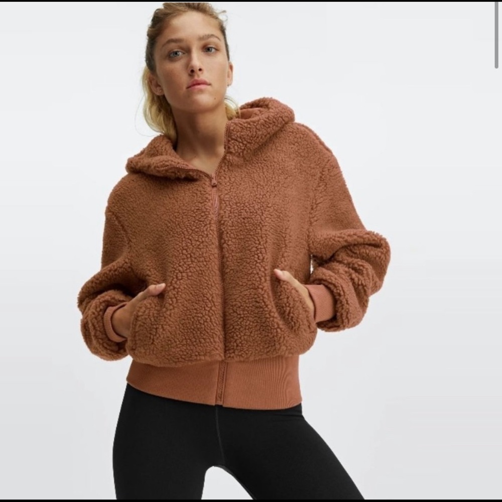 Summit Sherpa Jacket - Picture 2 of 9